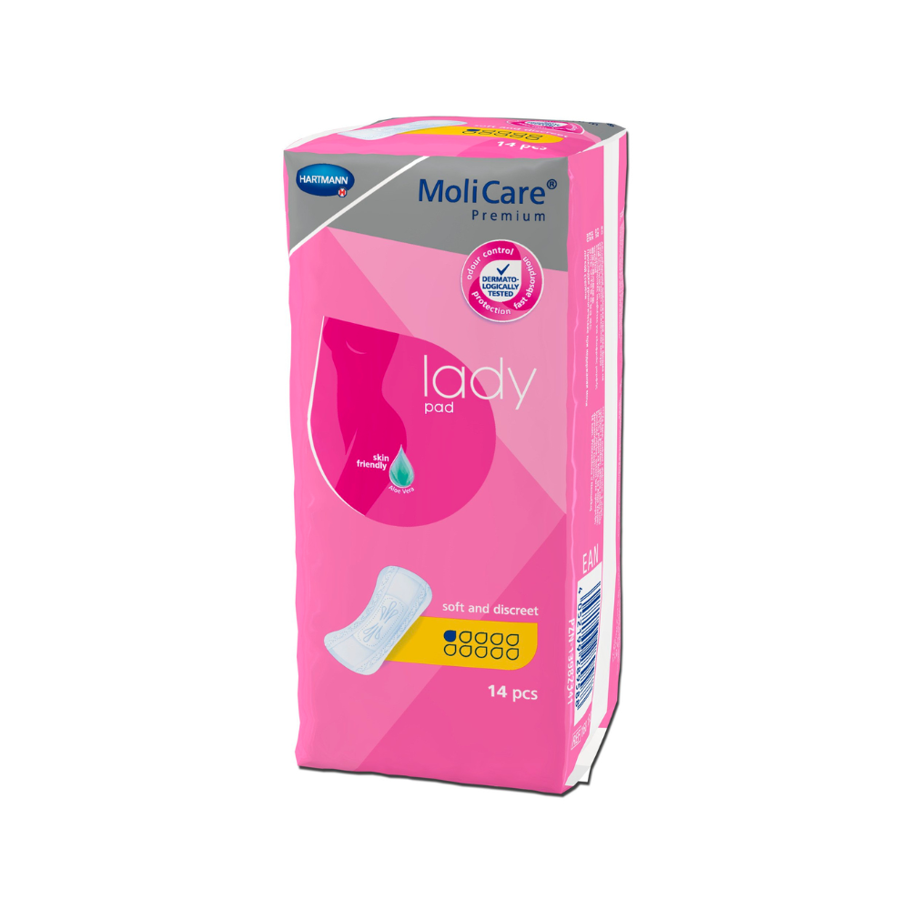 Un paquet rose de protections Hartmann MoliCare® Premium lady pad pour une légère incontinence. Sur le devant, le nom de la marque Paul Hartmann AG, le type de produit, une image de goutte et une illustration soulignent la nature douce et discrète des protections. Le paquet contient 14 pièces.