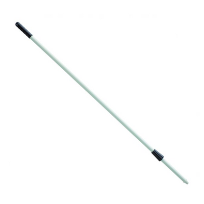 Un manche en fibre de verre non conducteur de 1450 mm de long de Haug Bürsten KG, disponible en différentes couleurs, avec une poignée noire à une extrémité et une pointe filetée à l'autre extrémité pour une manipulation ergonomique.