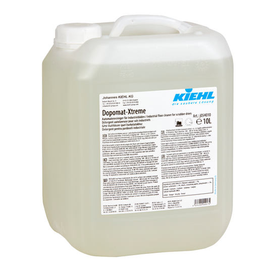 Ein 10-Liter-Gebinde des Kiehl Dopomat-Xtreme Automatenreinigers für Industrieböden der Johannes Kiehl KG aus transparentem Kunststoff trägt ein weißes Etikett mit Produktangaben und Hinweisen für die professionelle Industriereinigung.