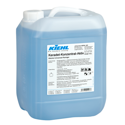 Un conteneur de 10 litres en plastique transparent avec poignée et bouchon à vis, rempli de liquide bleu. Étiquette : "Kiehl Keradet-Concentré-Actif Nettoyant Universel à l'Alcool" de Johannes Kiehl KG, pour un nettoyage sans traces, avec des indications et des symboles de sécurité.
