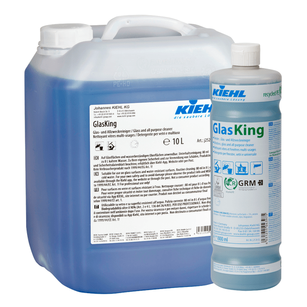 Un conteneur bleu translucide de 10 litres et une bouteille de 1 litre de nettoyant pour vitres, verre et tout usage Kiehl GlasKing de Johannes Kiehl KG, tous deux avec des étiquettes blanches avec texte et logos.