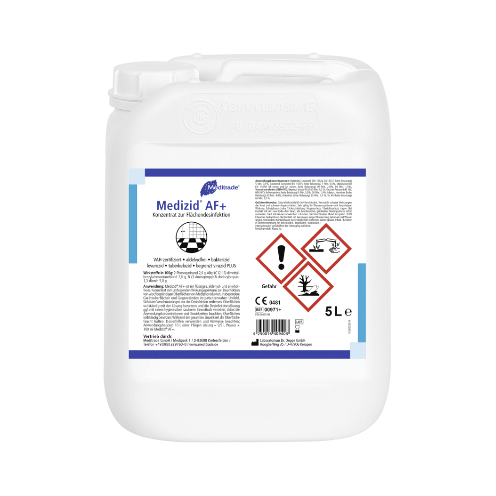 Un bidon en plastique blanc portant l'inscription « Meditrade Medizid® AF+ Désinfection des surfaces » avec des informations sur le produit, des symboles de danger et une étiquette bleu-blanc. Le récipient est marqué d'une capacité de 5L.