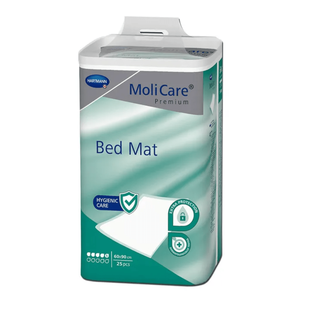 Un paquet de MoliCare® Premium Bed Mat Protection de lit 5 gouttes de Paul Hartmann AG, qui est synonyme de soins hygiéniques et de protection de lit et contient 25 pièces. L'emballage est principalement vert et blanc et a une poignée sur le dessus.