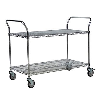 Le chariot multifonction Novocal "Silverline" en acier nickelé et chromé brillant dispose de deux étagères grillagées, quatre roulettes pivotantes et deux poignées. Le chariot polyvalent vide est illustré sur un fond blanc.