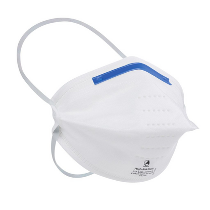 Le masque respiratoire Altruan SAFE® High-Risk FFP3 est un masque respiratoire à particules blanc avec un bandeau élastique et un pince-nez bleu réglable. Le design comprend plusieurs petites perforations dans la zone du nez et une simple inscription sur un côté. Disponible en paquet de 30 pièces.