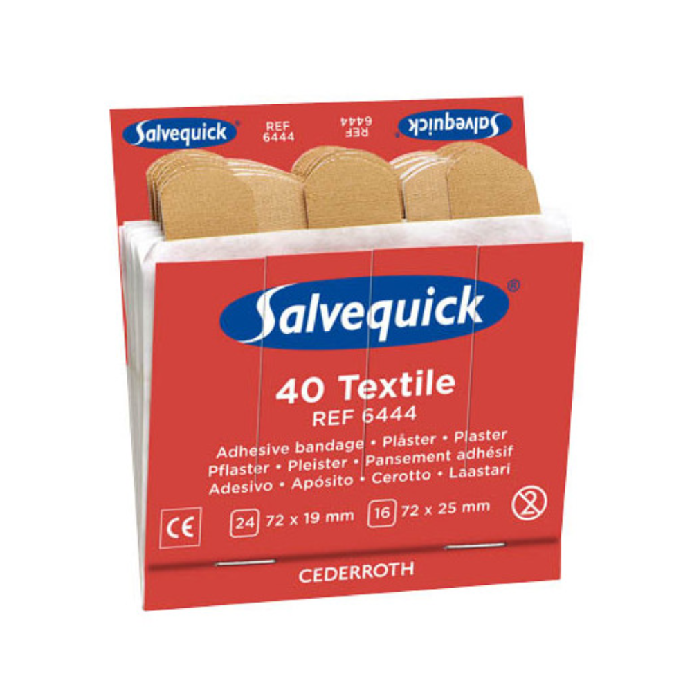 Une boîte rouge et blanche avec un kit de recharge de pansements Salvequick® de Holthaus Medical portant l'inscription „40 pièces“ sur le devant. La boîte porte le numéro de référence 6444 et contient des informations sur les tailles : 24 pièces à 72 x 19 mm et 16 pièces à 72 x 25 mm, parfait pour un soin complet des plaies. Ce produit est fabriqué par Holthaus Medical GmbH & Co. KG.
