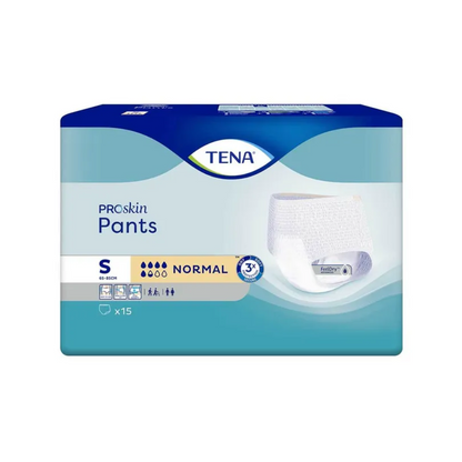 Un paquet de TENA Proskin Pants Normal, taille S, spécialement conçu pour une absorption normale pour traiter l'incontinence. Le paquet contient 15 pantalons et présente une image du produit sur le devant. L'emballage est principalement bleu avec des accents blancs et est fabriqué par TENA - Essity Germany GmbH.