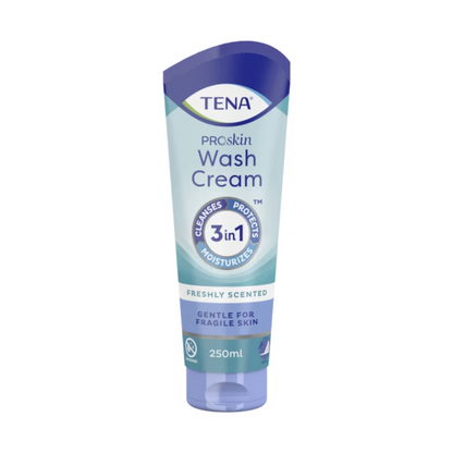 Le tube de 250 ml de crème lavante TENA soin de la peau 3en1 de TENA – Essity Germany GmbH offre un soin de la peau de première qualité grâce au nettoyage, à la protection et à l'hydratation. Parfait pour les peaux sensibles, il offre un parfum rafraîchissant qui renforce l'expérience de soin.