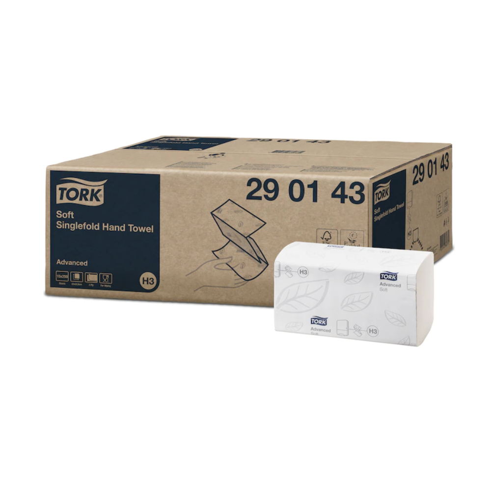 Une boîte de serviettes en zigzag Tork 290143 douces Advanced H3 2 plis est exposée à côté d'un paquet ouvert avec un motif de feuilles. La boîte avec le numéro de modèle 29 01 43 présente un schéma de couleurs bleu-beige qui s'accorde idéalement avec l'installation du distributeur Tork Advanced H3.