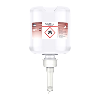 Le nettoyant pour sièges de toilettes Tork 420302 Premium, livré dans une boîte contenant huit bouteilles et fabriqué par TORK - Essity Professional Hygiene Germany GmbH, favorise l'hygiène en empêchant les contaminations croisées. La bouteille distributrice transparente contient un mode d'emploi et dispose d'une buse inférieure pour une utilisation facile. De plus, elle est marquée d'un symbole d'avertissement pour les substances inflammables pour des raisons de sécurité.