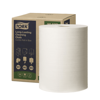 Un grand rouleau de Tork 90537 Chiffons de nettoyage durables Premium W1 W2 W3 est placé à l'avant de la boîte d'emballage. Il présente des illustrations et des textes soulignant la capacité d'absorption du chiffon et sa compatibilité avec différents distributeurs.