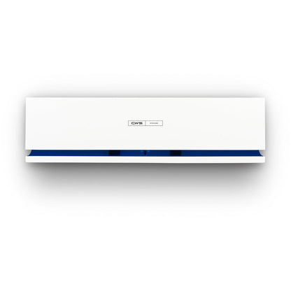 Un diffuseur de parfum Air Bar CWS rectangulaire blanc avec un accent bleu et un panneau avant CWS est monté sur un mur blanc et se présente dans un design moderne.