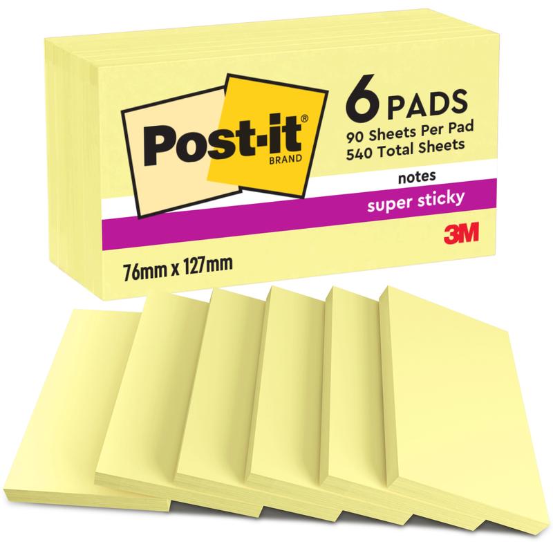 Un paquet de Post-it® Super Sticky Notes de 3M Deutschland GmbH avec 6 blocs de 90 feuilles chacun (76 mm x 127 mm) en papier certifié 100% PEFC, avec les logos Post-it et 3M et les informations sur le produit sur l'emballage.