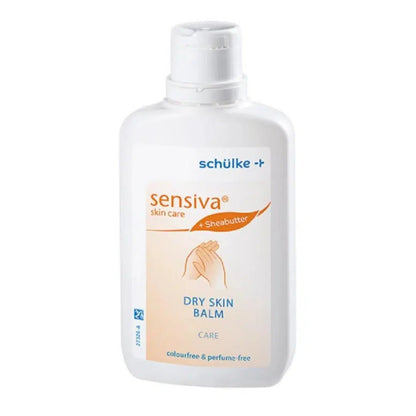 Une bouteille de baume pour peau sèche Schülke sensiva® avec du beurre de karité de Schülke & Mayr GmbH. L'étiquette indique qu'il est sans parfum et sans colorant.